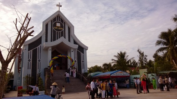 khánh thành nhà thờ Song Phú Vĩnh Long